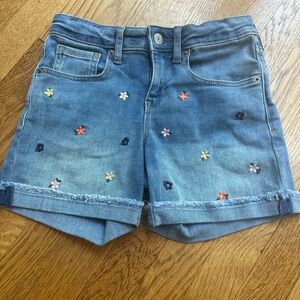 Gap kids denim shorts and tee with embroidered flowers sz 12 perfect
